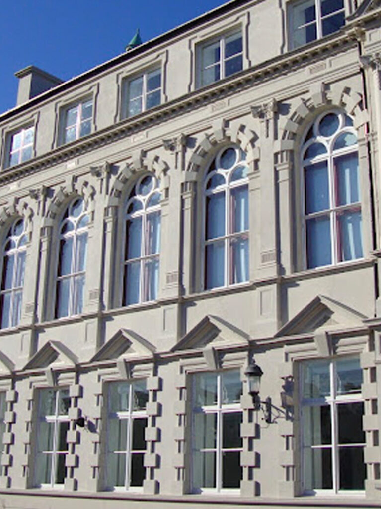 Playhouse Theatre Derry Londonderry The Everglades Hotel